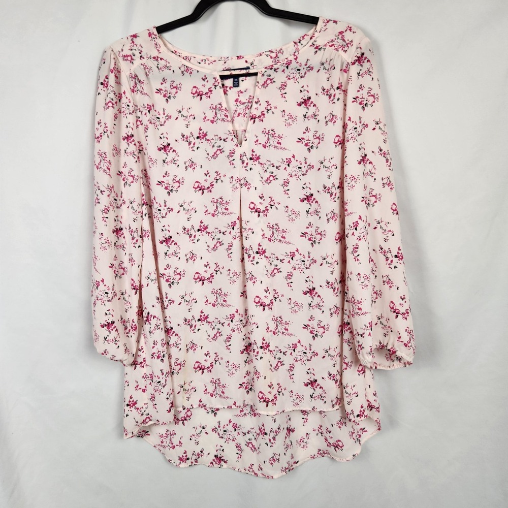 Kaari Blue Multi Pink Floral 3/4 Sleeve Vneck Blouse Hi Lo‎ Size Medium